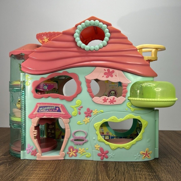 LPS - Biggest Littlest Pet Shop Playset - Foldable House - 2005 - Hasbro - Picture 2 of 15